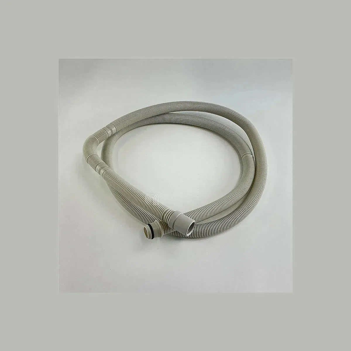 Tuyau d'évacuation lave-vaisselle Beko 1752000400 - Pièce de rechange pour tuyau