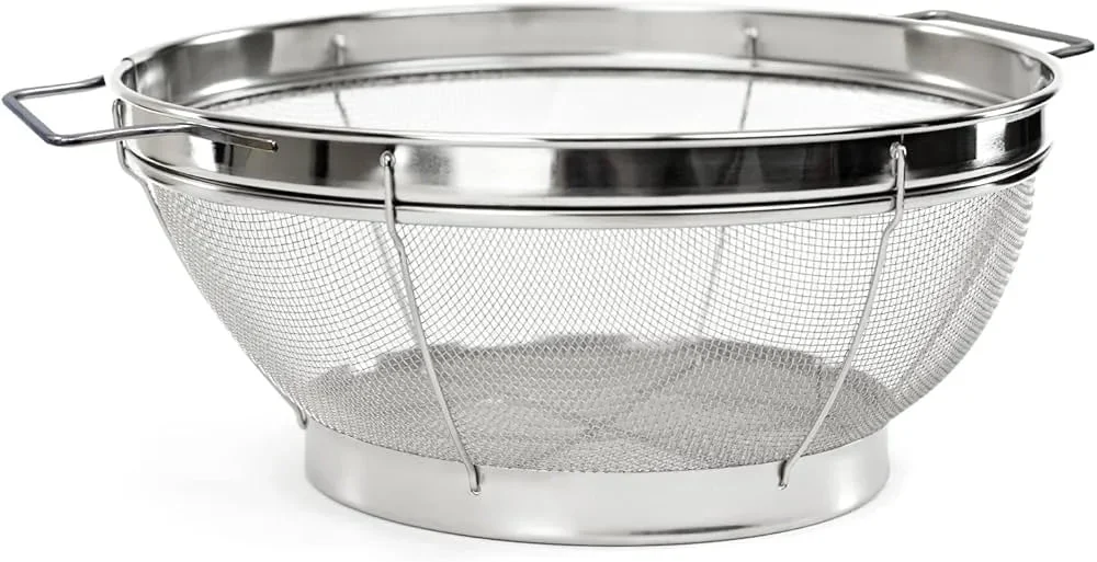 ALZA BASIC est un égouttoir en acier inoxydable avec grille de 25 cm.