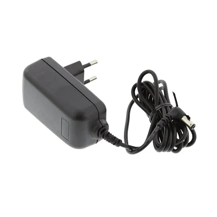 chargeur d'Electrolux 140058778014