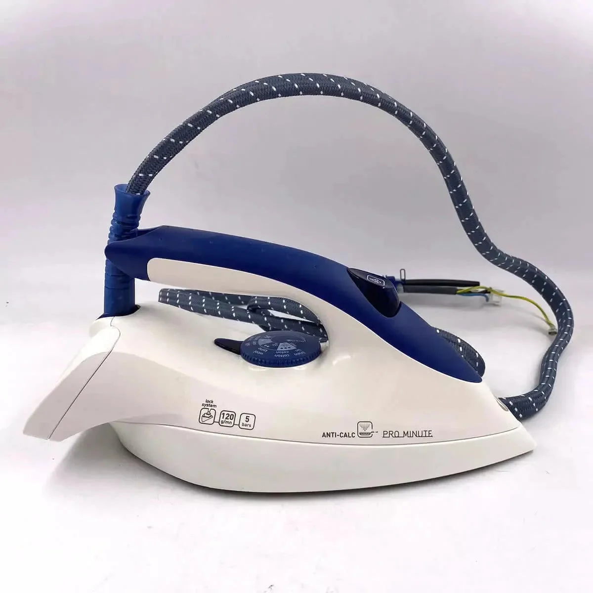 Centre de repassage de boîtiers et de câbles Rowenta Pro Minute Anti Calc CS-00118631